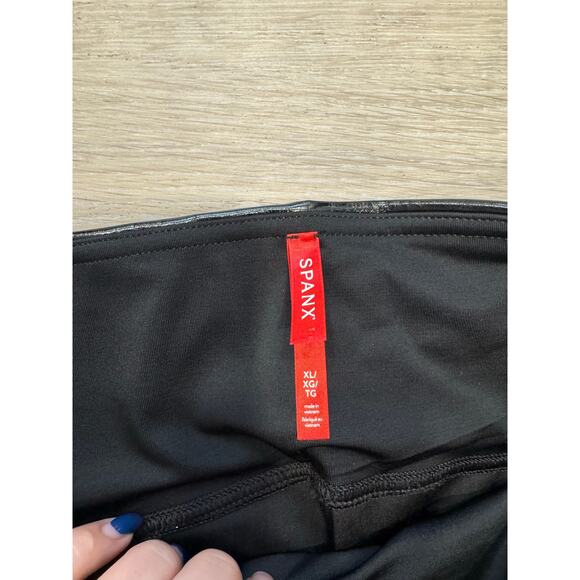 SPANX FAUX PATENT LEATHER LEGGINGS XL - Picture 6 of 8